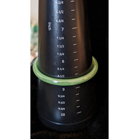 Vintage Iridescent Pale Olive Green Art Glass Bangle Bracelet - Picture 6 of 6